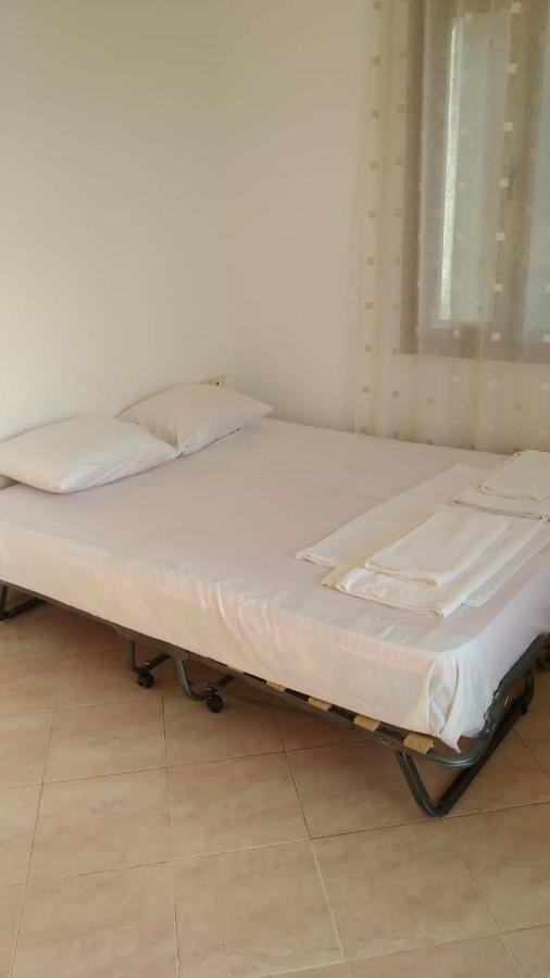 Vlorë Mullaj Guest House מראה חיצוני תמונה